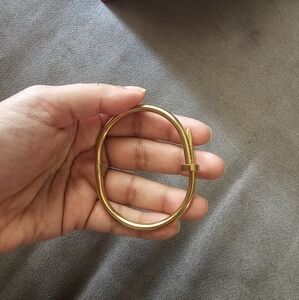 Elegant Gold Bracelet